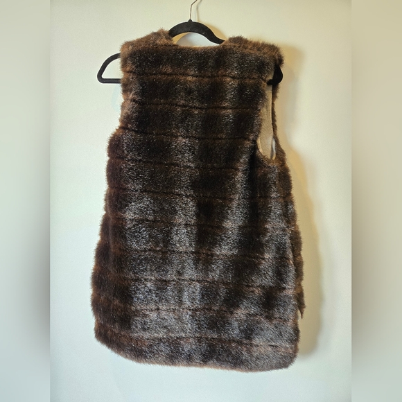 Harvey Faircloth Faux Fur Mink Vest Size 2 - Picture 10 of 11